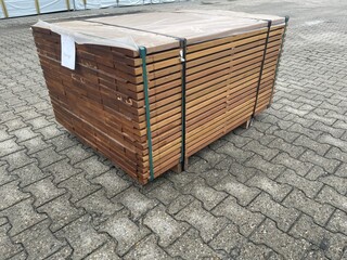 Ca. 77x Guyana Ipé Planken Geschaafd, 25x140mm, lengte 185cm